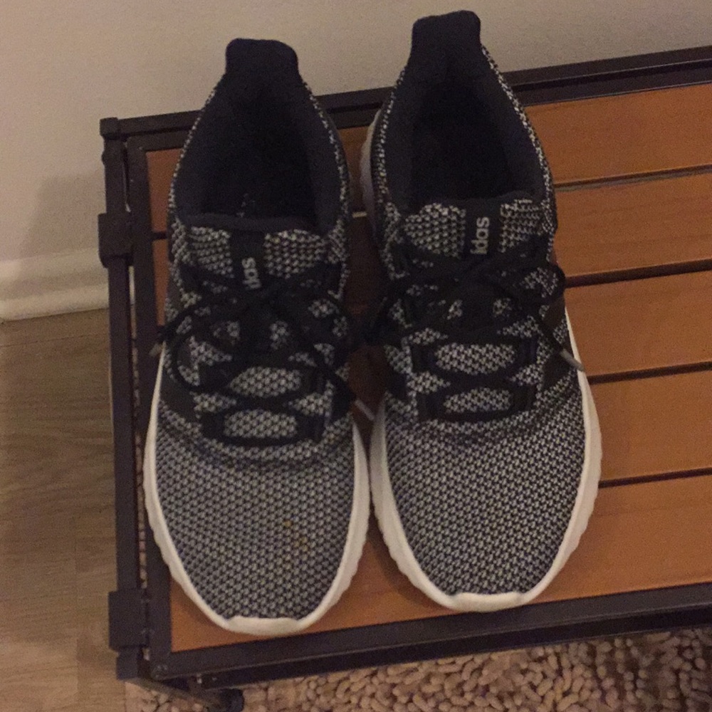 Adidas cloth sneakers